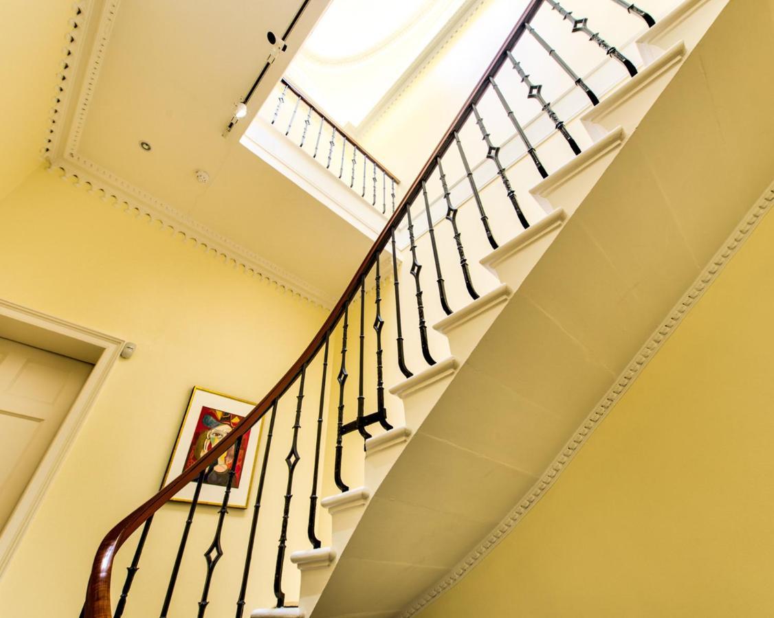 Beautiful City Centre Georgian 4 Bed Townhouse With Private Garden Edimburgo Exterior foto